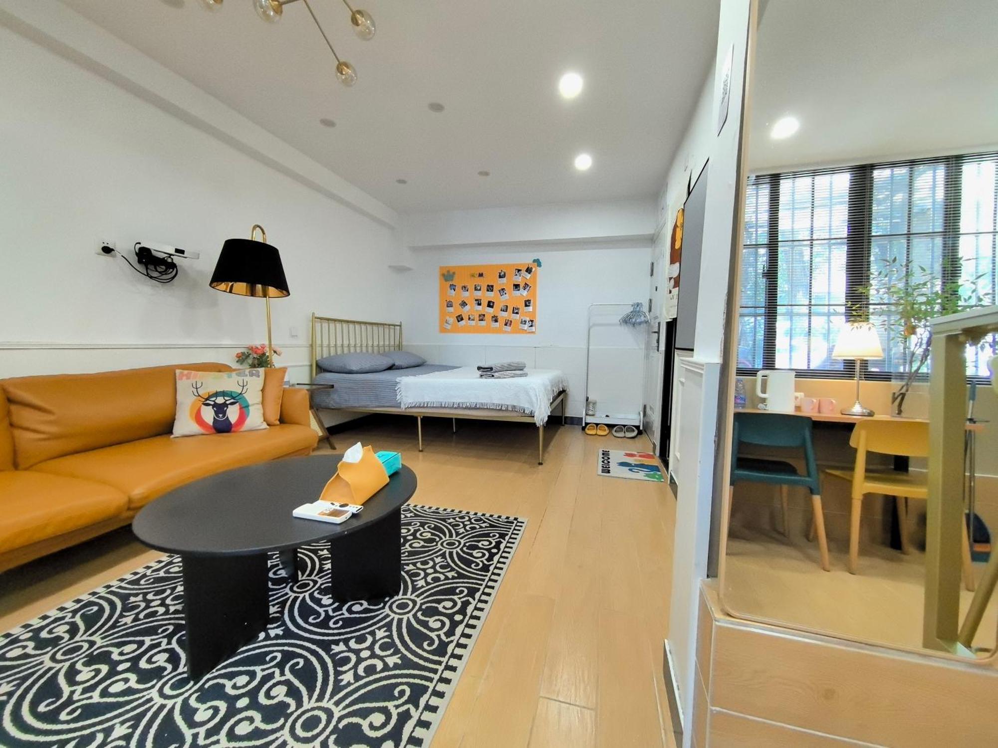 Hills & Zinn Changle Road Near Line1 & Line12 South Shanxi Rd Apartment